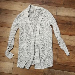 Leo & Nicole Gray Long open front cardigan